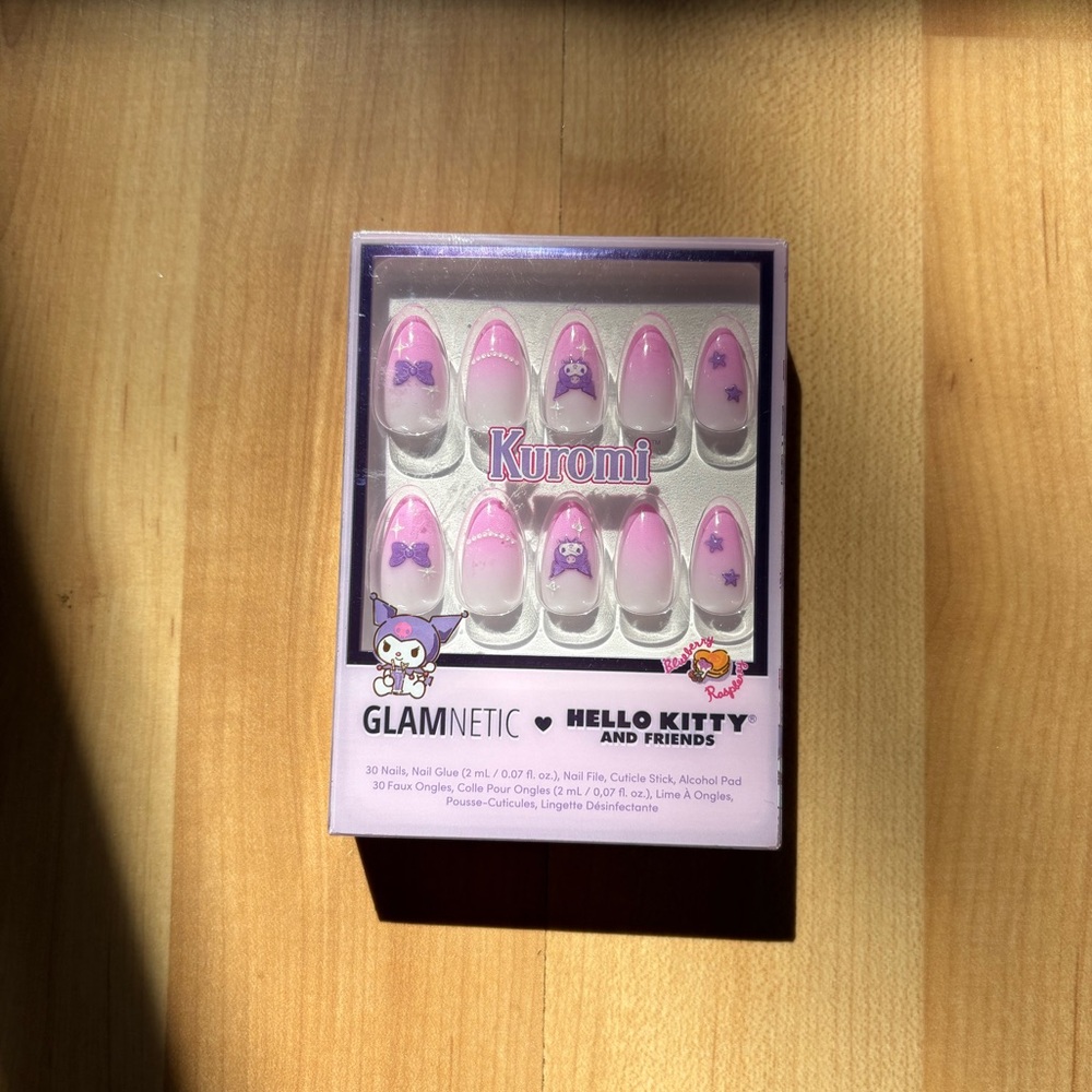 NEW Glamnetic x Hello Kitty Press On Nails
